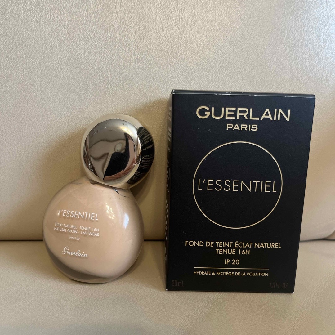 GUERLAIN(ゲラン)の最終価格　ゲラン　レソンシエル　ファンデーション01C コスメ/美容のベースメイク/化粧品(ファンデーション)の商品写真