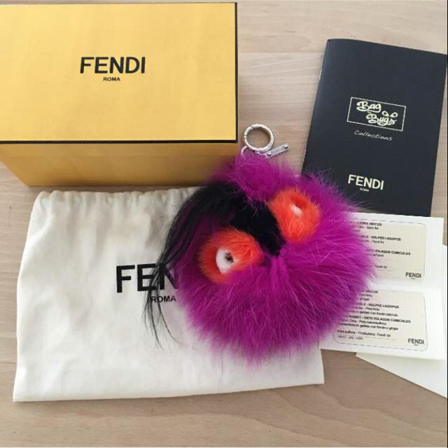 FENDI(フェンディ)のにゃんち姉様専用☆フェンディ♡FENDI♡モンスターファーチャーム♡oret ハンドメイドのファッション小物(バッグチャーム)の商品写真