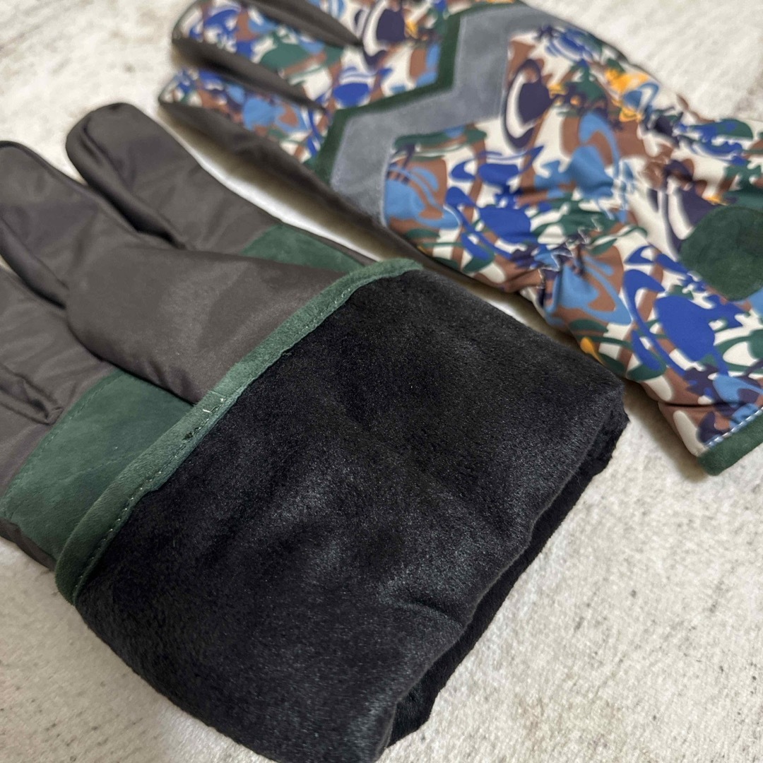 Vivienne Westwood(ヴィヴィアンウエストウッド)のペコ&ポコ様専用)ヴィヴィアンウエストウッド　手袋 メンズのファッション小物(手袋)の商品写真