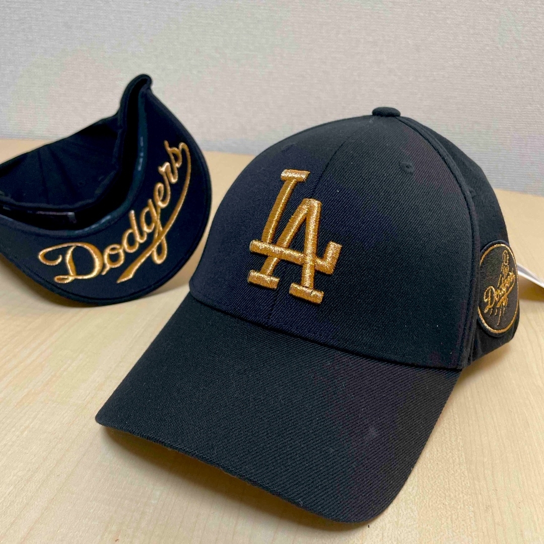 MLB(メジャーリーグベースボール)の最終値❗️今期モデルMLB New L.ADodgers ブラック/ゴールド刺繍 メンズの帽子(キャップ)の商品写真