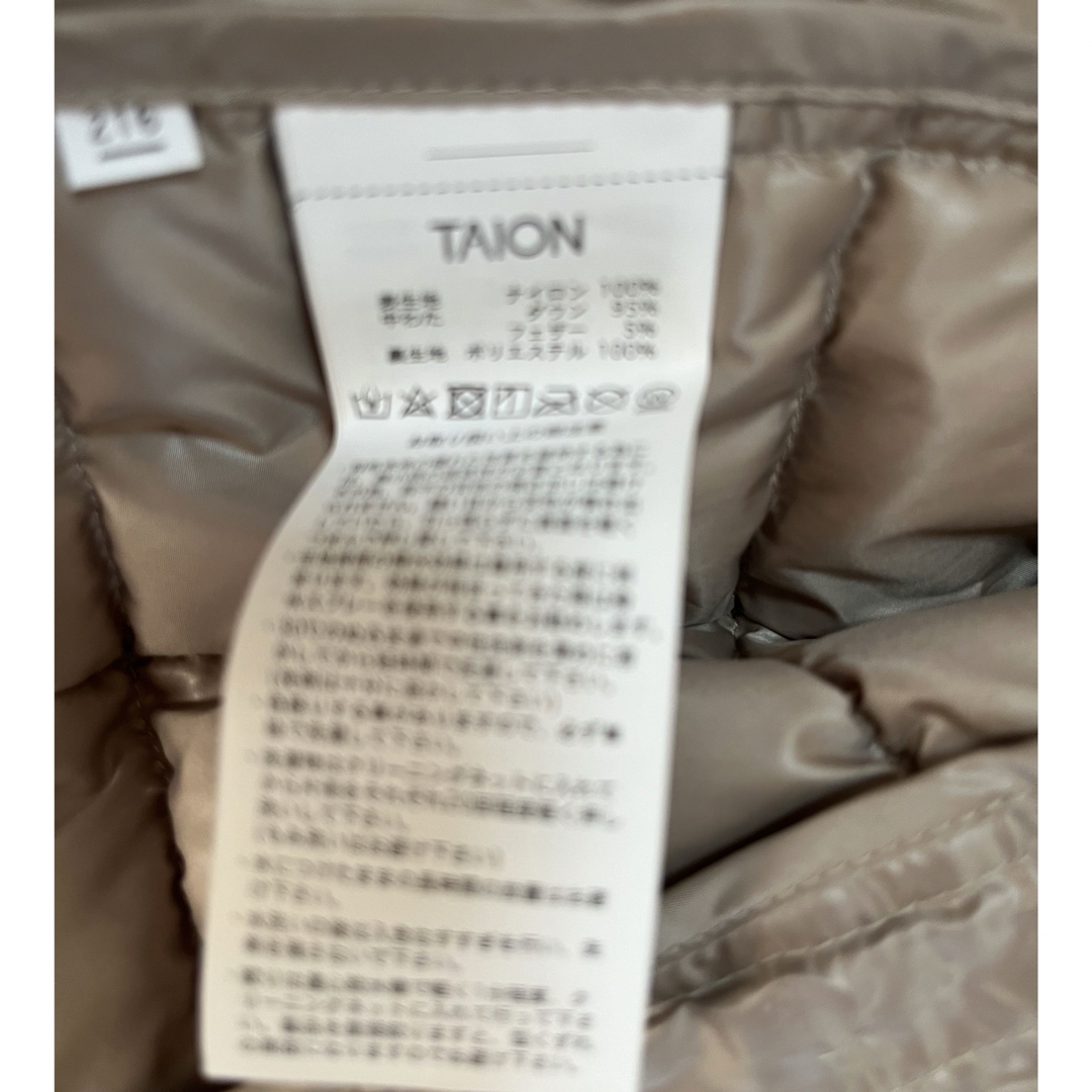 TAION(タイオン)の【新品】TAION レディースダウンベスト メンズのジャケット/アウター(ダウンベスト)の商品写真