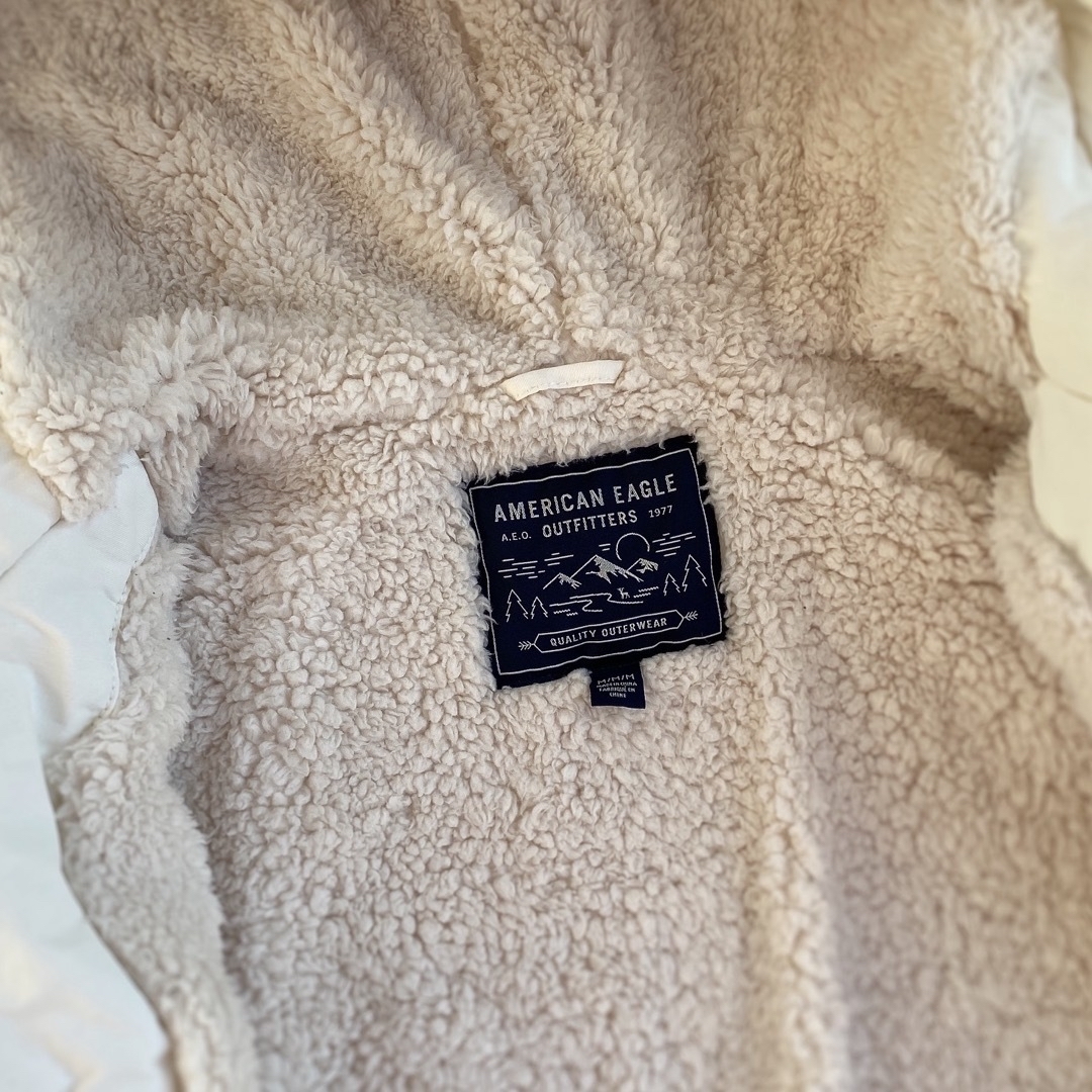 American Eagle(アメリカンイーグル)の♦️値下げ♦️上着　コート ロングコート　送料無料　M サイズ　白色 レディースのジャケット/アウター(ダウンコート)の商品写真