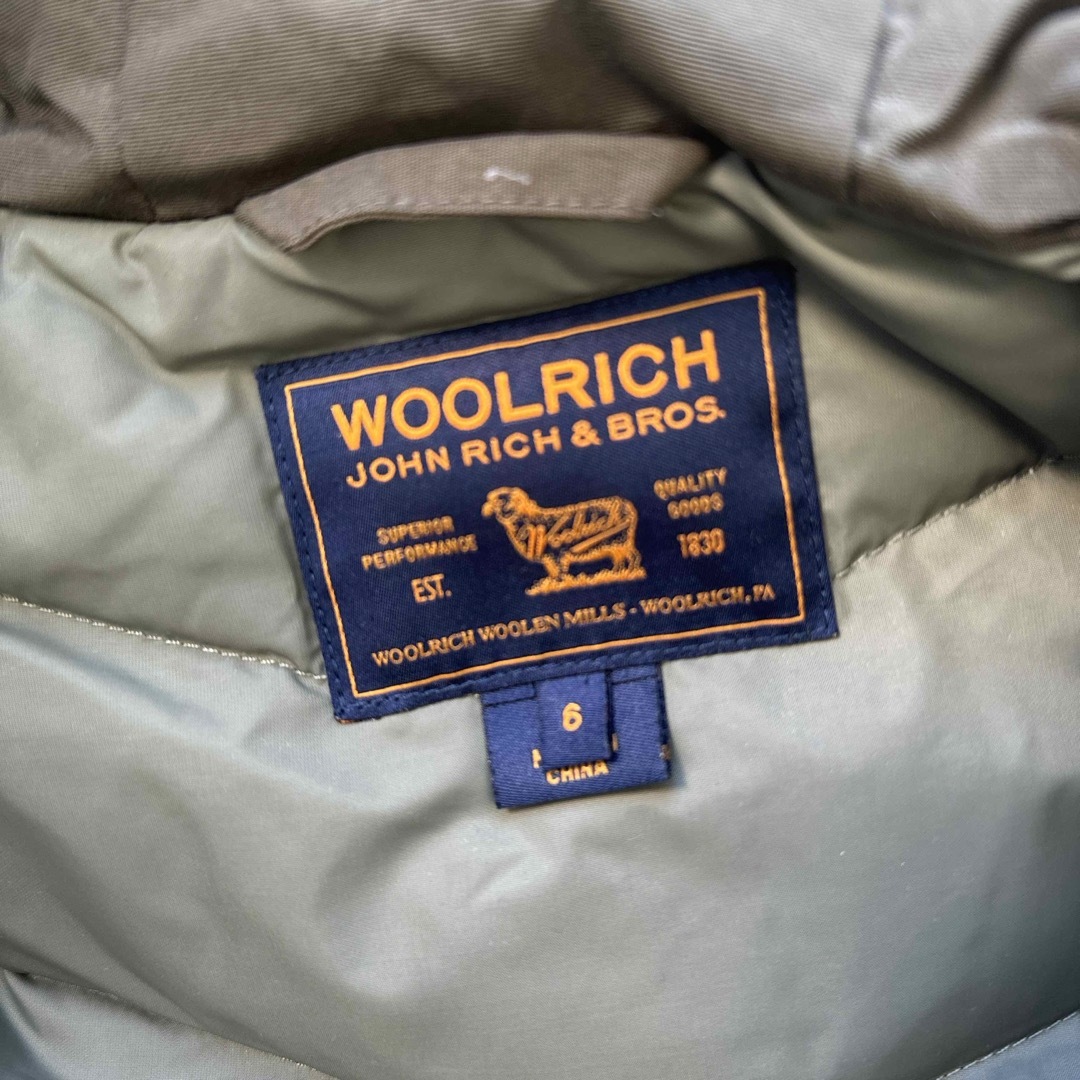 WOOLRICH(ウールリッチ)のWOOLRICH kids ダウンジャケット キッズ/ベビー/マタニティのキッズ服男の子用(90cm~)(ジャケット/上着)の商品写真