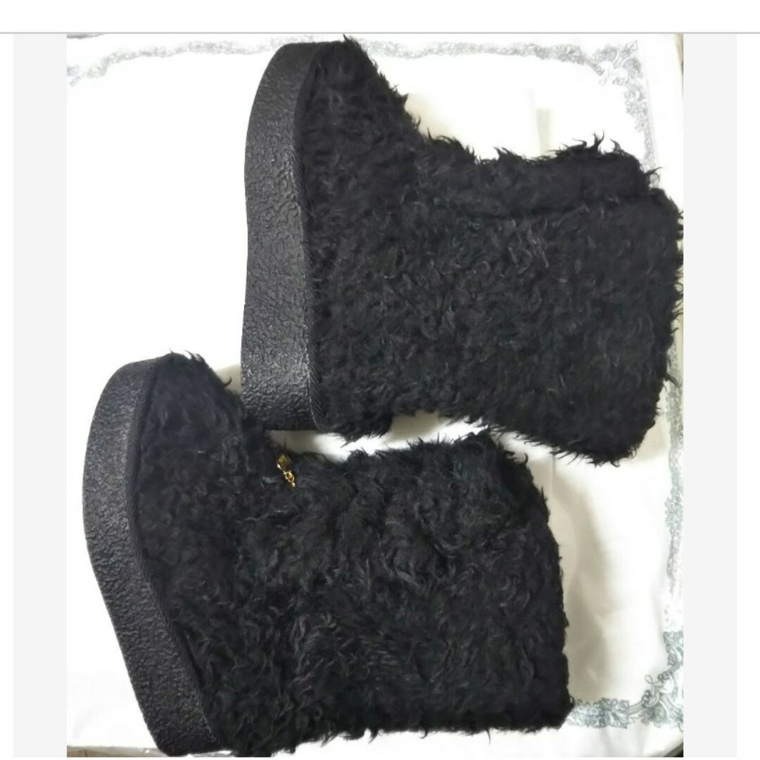 RONI(ロニィ)のRONI 21㎝  厚底 ボアブーツ 黒 キッズ/ベビー/マタニティのキッズ靴/シューズ(15cm~)(ブーツ)の商品写真