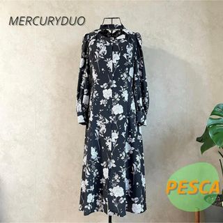 マーキュリーデュオ(MERCURYDUO)の【美品】マーキュリーデュオ　フラワーロングワンピース(ロングワンピース/マキシワンピース)