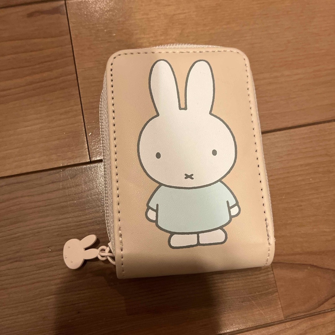 miffy(ミッフィー)のミッフィ　ジャバラカードケース レディースのファッション小物(パスケース/IDカードホルダー)の商品写真