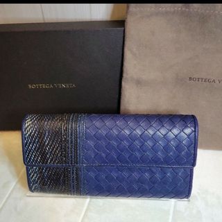 ボッテガヴェネタ(Bottega Veneta)の【美品】希少品　ボッテガヴェネタ　長財布　パイソン(長財布)