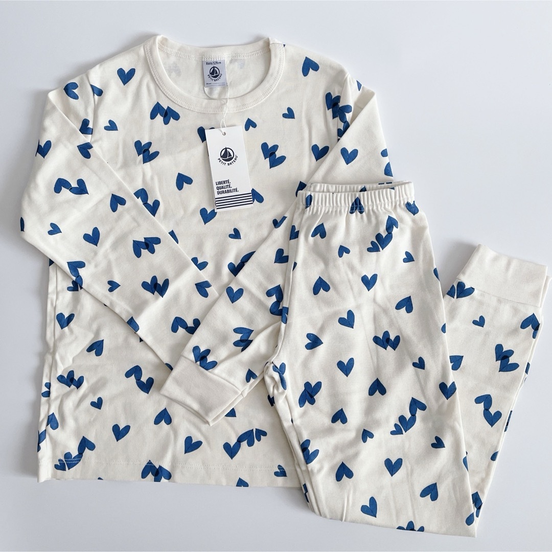 PETIT BATEAU - 専用!新品未使用 プチバトー 長袖 パジャマ PETIT BATEAU - 専用!新品未使用 プチバトー 長袖 パジャマ