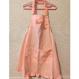 ニシマツヤ(西松屋)の【美品】エプロン（キッズ・130size）(ファッション雑貨)