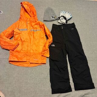 上はL.L.Bean 下はTHE NORTH FACE ボードウェア