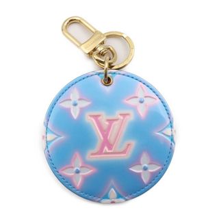 ルイヴィトン(LOUIS VUITTON)のLOUIS VUITTON ルイ ヴィトン ヴェルニ ポルト クレ イリュストレ キーホルダー M00621 モノグラムヴェルニ レザー  ブルー系 ピンク系 ゴールド金具 キーリング バッグチャーム ビトン 【本物保証】(キーホルダー)