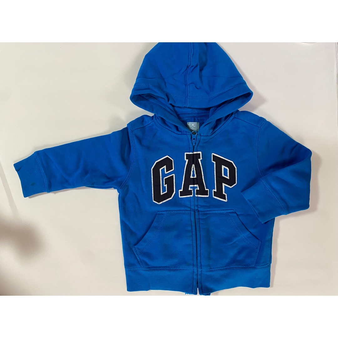 GAP Kids(ギャップキッズ)のGAP パーカー キッズ/ベビー/マタニティのキッズ服男の子用(90cm~)(ジャケット/上着)の商品写真