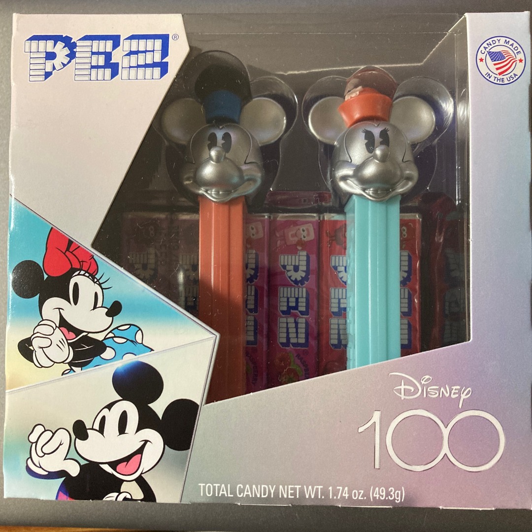 Disney(ディズニー)の日本未発売☆Disney 100 Pez  エンタメ/ホビーのおもちゃ/ぬいぐるみ(キャラクターグッズ)の商品写真