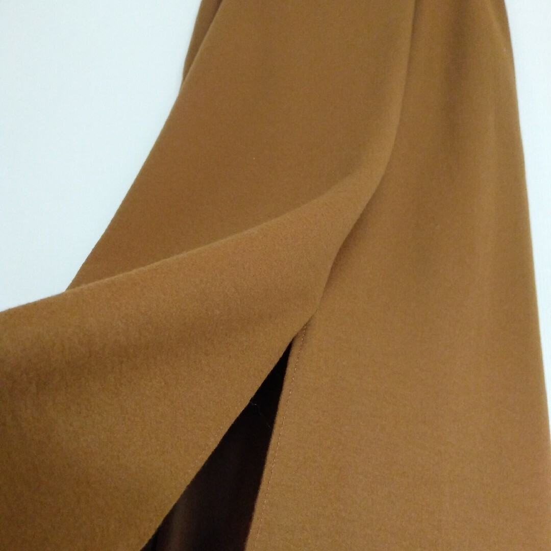 IENA(イエナ)のIENA  ハード圧縮フレアスカート　40　イエナ　キャメル　オレンジ レディースのスカート(ロングスカート)の商品写真