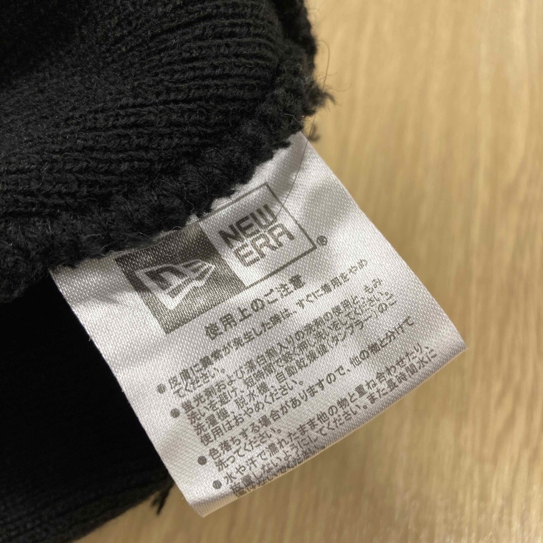 NEW ERA(ニューエラー)のfuku様専用ニューエラ　黒色　ニット帽　アクリル100% メンズの帽子(ニット帽/ビーニー)の商品写真