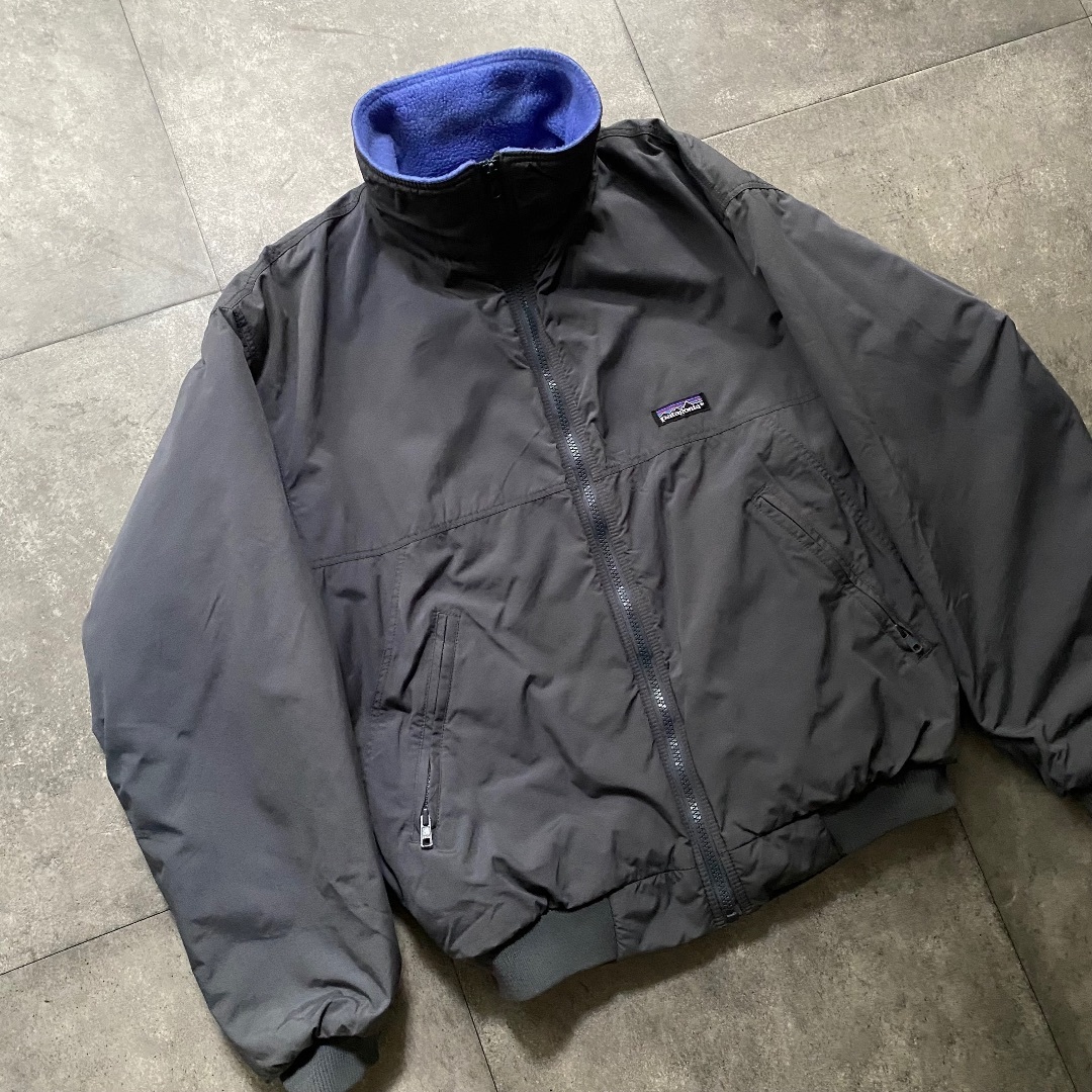 patagonia(パタゴニア)の80s パタゴニア ブルゾン ダークグレー×パープル L 三角タグ メンズのジャケット/アウター(ブルゾン)の商品写真