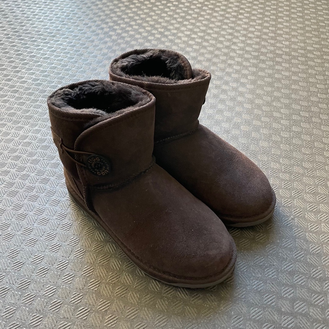 UGG australia ムートンブーツ