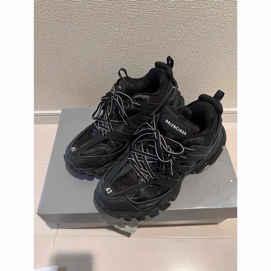 Balenciaga(バレンシアガ)のbalenciaga track トラック　スニーカー　黒　ブラック メンズの靴/シューズ(スニーカー)の商品写真