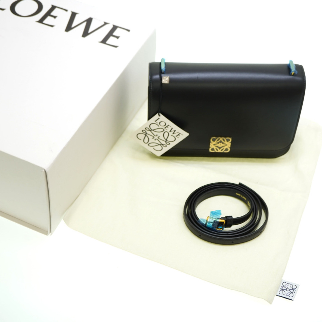 LOEWE(ロエベ)の新品同様 ロエベ ゴヤバッグ ショルダーバッグ シルクカーフ ブラック 黒 ゴールド金具 0069【中古】LOEWE レディースのバッグ(ショルダーバッグ)の商品写真