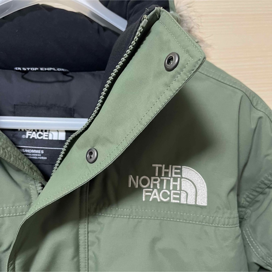 THE NORTH FACE(ザノースフェイス)のTHE NORTH FACE マクマード オリーブ US規格 ゴールドウイン メンズのジャケット/アウター(ダウンジャケット)の商品写真