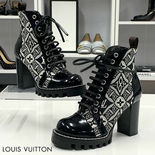 ヴィトン(LOUIS VUITTON) ブーツ(レディース)（ホワイト/白色系）の