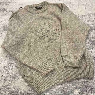 LACOSTE - 【良デザイン】ラコステ ワニロゴ ワンポイント刺繍 ウール