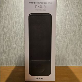 ギャラクシー(Galaxy)の【美品】Galaxyワイヤレス充電器 Wireless Charger Trio(バッテリー/充電器)