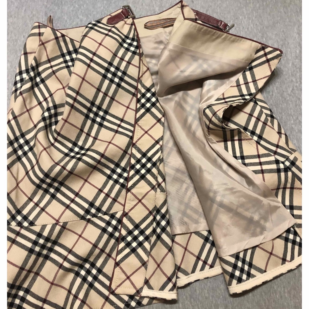 BURBERRY BLUE LABEL(バーバリーブルーレーベル)のバーバリー　ブルーレーベル　巻きスカート レディースのスカート(ひざ丈スカート)の商品写真