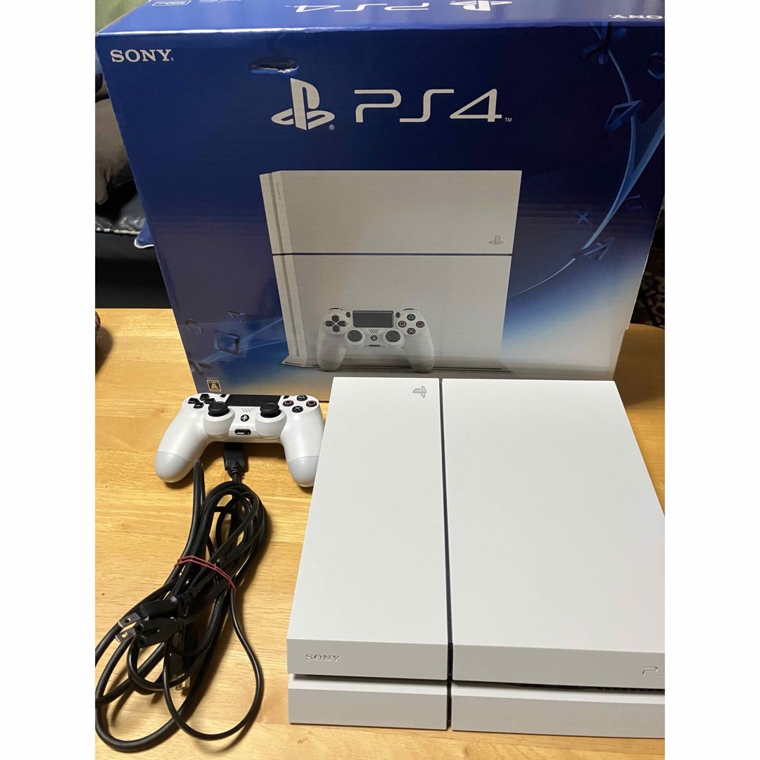 PlayStation4 - PlayStation4 ホワイト 500GB コントローラー2台付きの