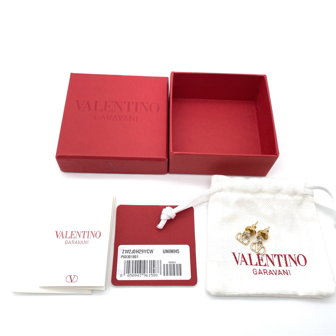 valentino garavani(ヴァレンティノガラヴァーニ)のヴァレンティノ ガラヴァーニ ピアス Vロゴ シグネチャー ゴールドカラー レディースのアクセサリー(ピアス)の商品写真