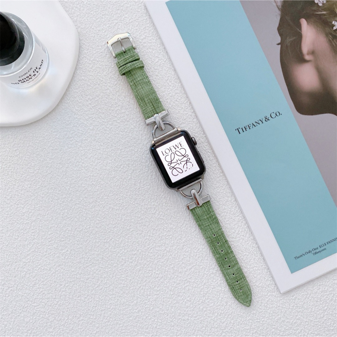 Apple Watchバンド　グリーン　フェイクレザー　38/40/41㎜ レディースのファッション小物(腕時計)の商品写真