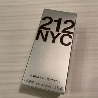 キャロライナヘレナ(CAROLINA HERRERA)のキャロライナへレラ　212 オーデトワレ　30ml  新品未開封(香水(女性用))