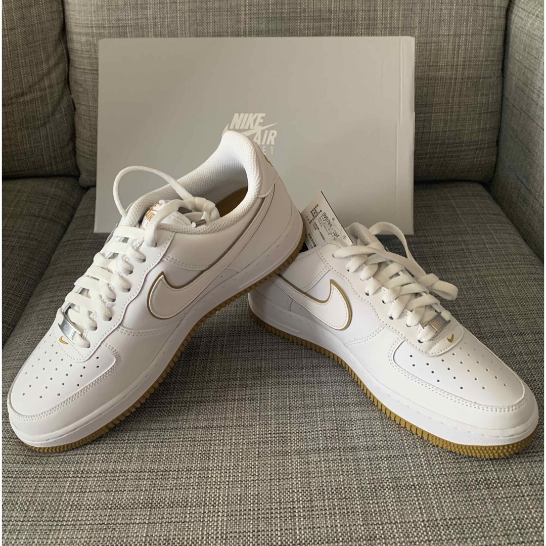 新品　NIKEエアーフォース1 '07 Low "ホワイト/ブロンジーン"大人気モデル