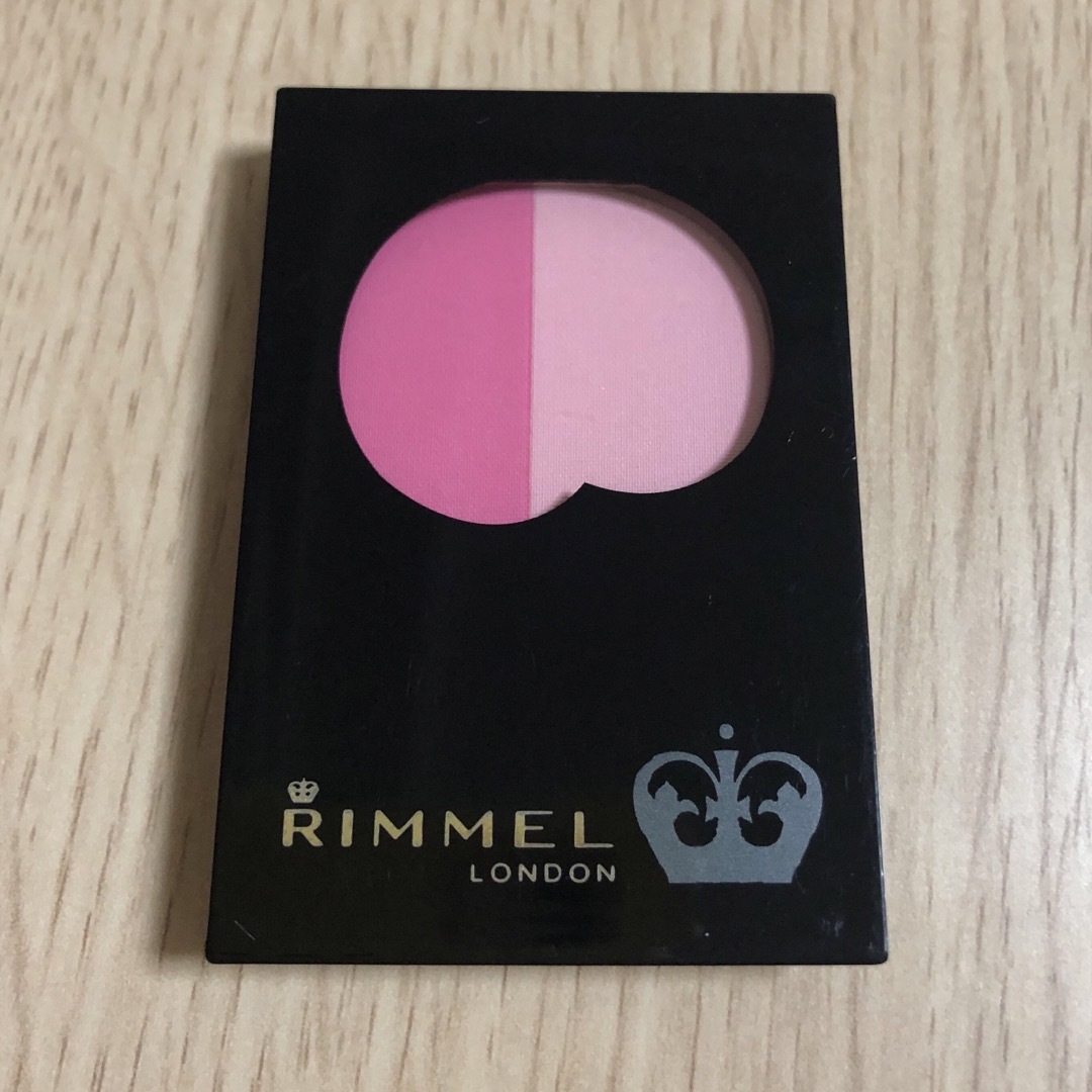 RIMMEL(リンメル)の★新品！！リンメル ピーチブラッシュ 002★ コスメ/美容のベースメイク/化粧品(チーク)の商品写真