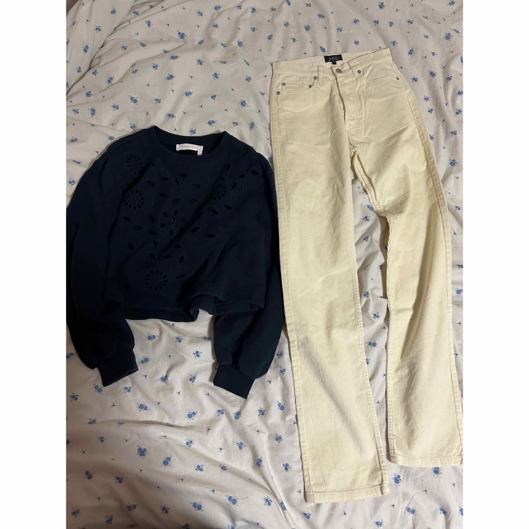 SEE BY CHLOE(シーバイクロエ)のA.P.C.  pants & See By Chloé sweat. レディースのトップス(トレーナー/スウェット)の商品写真