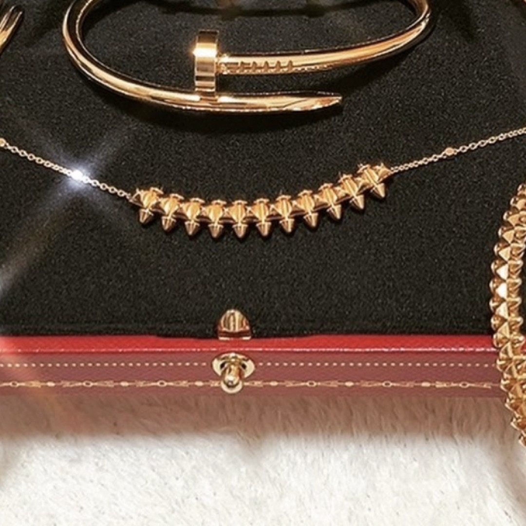 Cartier(カルティエ)のクラッシュドゥネックレス レディースのアクセサリー(ネックレス)の商品写真