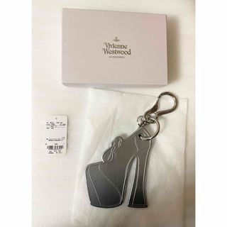 ヴィヴィアンウエストウッド(Vivienne Westwood)の新品未使用　ヴィヴィアンウエストウッド　 レザーバッグチャーム　ハイヒール　レア(キーホルダー)