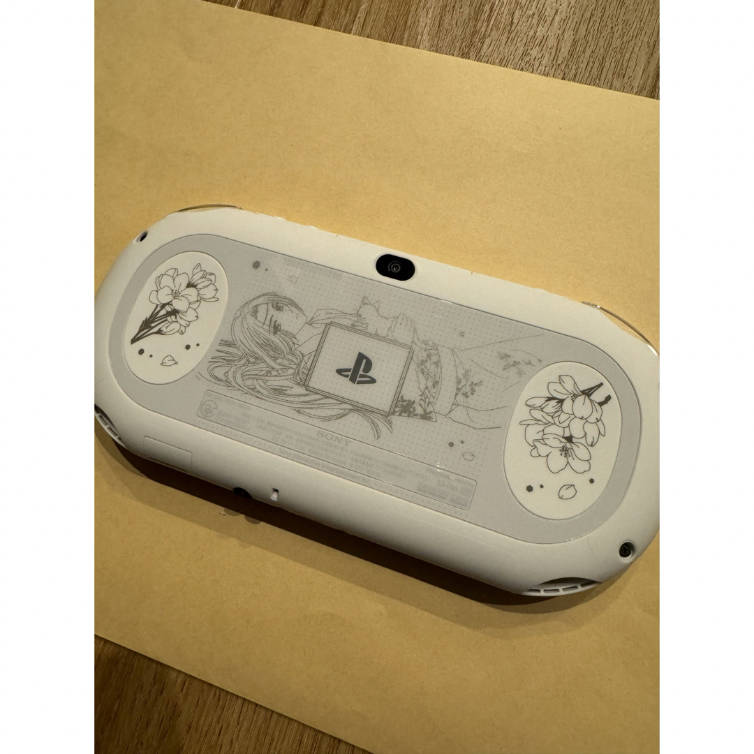 PlayStation Vita - VITA 遙かなる時空の中で3 Ultimate Limited PlayStation Vita - VITA 遙かなる時空の中で3 Ultimate Limited