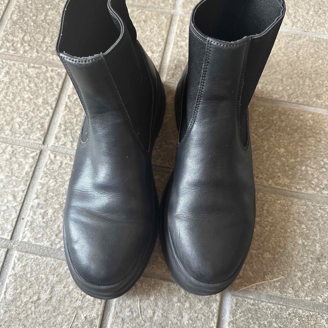 BLACK by moussy(ブラックバイマウジー)のside gore boots(サイドゴアブーツ) 黒 レディースの靴/シューズ(ブーツ)の商品写真