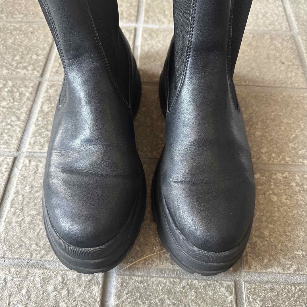 BLACK by moussy(ブラックバイマウジー)のside gore boots(サイドゴアブーツ) 黒 レディースの靴/シューズ(ブーツ)の商品写真