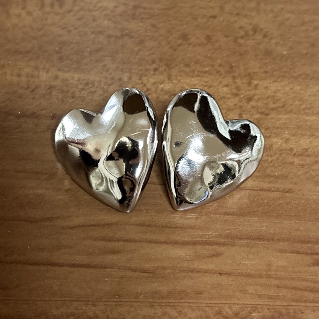 ピアスHIAND Solid Heart Pierce