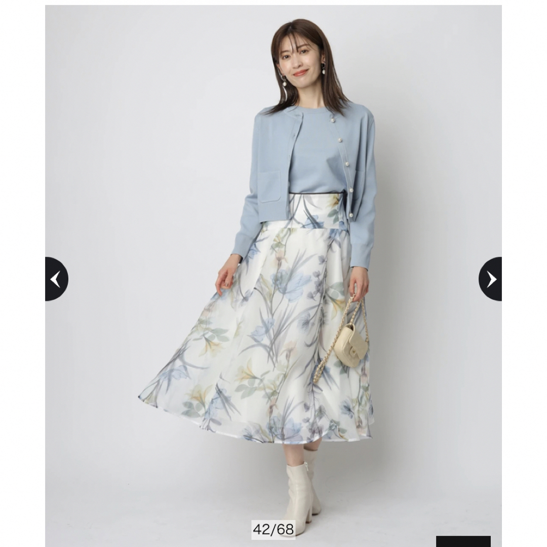 ジャスグリッティー美品♥︎アプワイザーリッシェ　クリアカラー大花スカート　ブルー　サイズ2