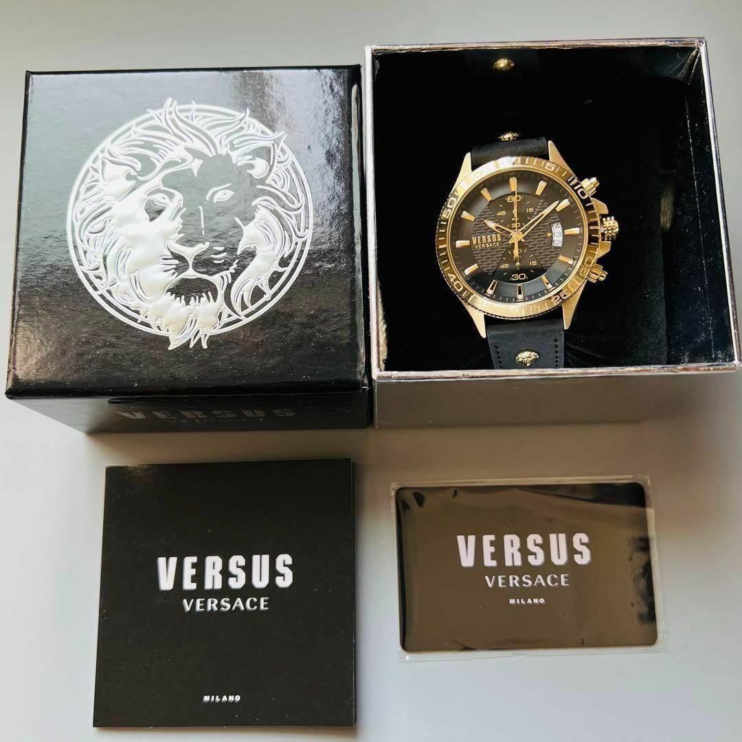 VERSACE(ヴェルサーチ)のヴェルサス ヴェルサーチ 腕時計 新品 メンズ クォーツ ゴールド 高級ブランド メンズの時計(腕時計(アナログ))の商品写真