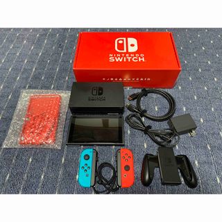 ニンテンドースイッチ(Nintendo Switch)のNintendo Switch　(L)ネオンブルー/(R)ネオンレッド(家庭用ゲーム機本体)