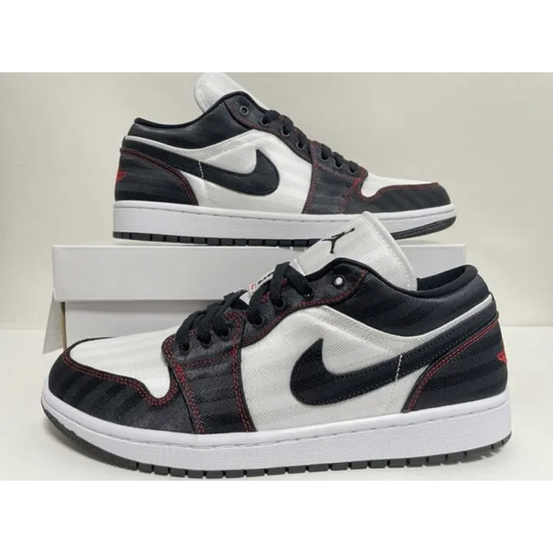 Jordan Brand（NIKE）(ジョーダン)の【新品】Nike WMNS Air Jordan 1 Low SE UTL メンズの靴/シューズ(スニーカー)の商品写真