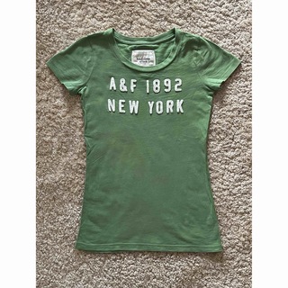 アバクロンビーアンドフィッチ(Abercrombie&Fitch)のアバクロ　Tシャツ　グリーン　S(Tシャツ/カットソー(半袖/袖なし))