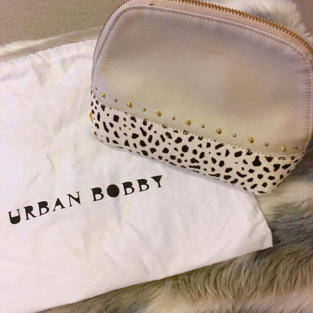 URBANBOBBY(アーバンボビー)のURBAN BOBBY ハラコポーチ レディースのファッション小物(ポーチ)の商品写真