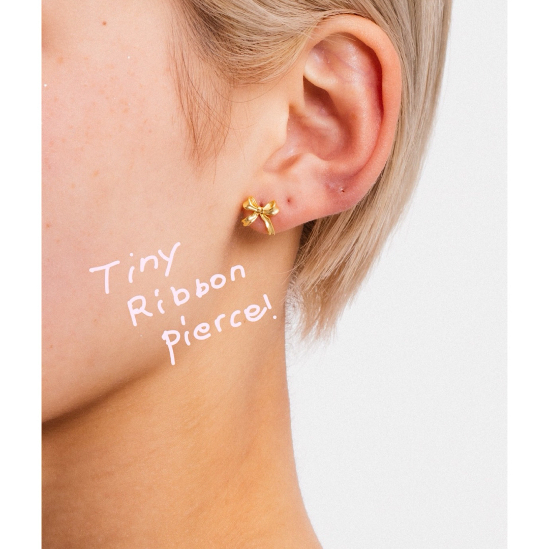 Lochie(ロキエ)のwhim Tiny Ribbon Pierce-シルバー925リボンピアス- レディースのアクセサリー(ピアス)の商品写真