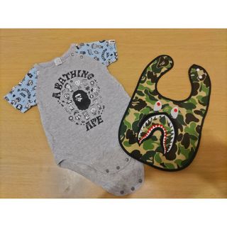 ベイプキッズ(BAPE KIDS)の【BAPEKIDS】SIZE80 セット まとめ売り(お食事エプロン)