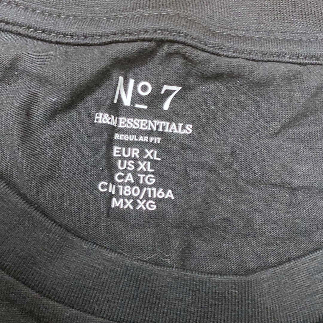 H&M(エイチアンドエム)の🈹送料無料🈹メンズ　大きい服　エイチアンドエム　H&M 半袖　TシャツXL  メンズのトップス(Tシャツ/カットソー(半袖/袖なし))の商品写真
